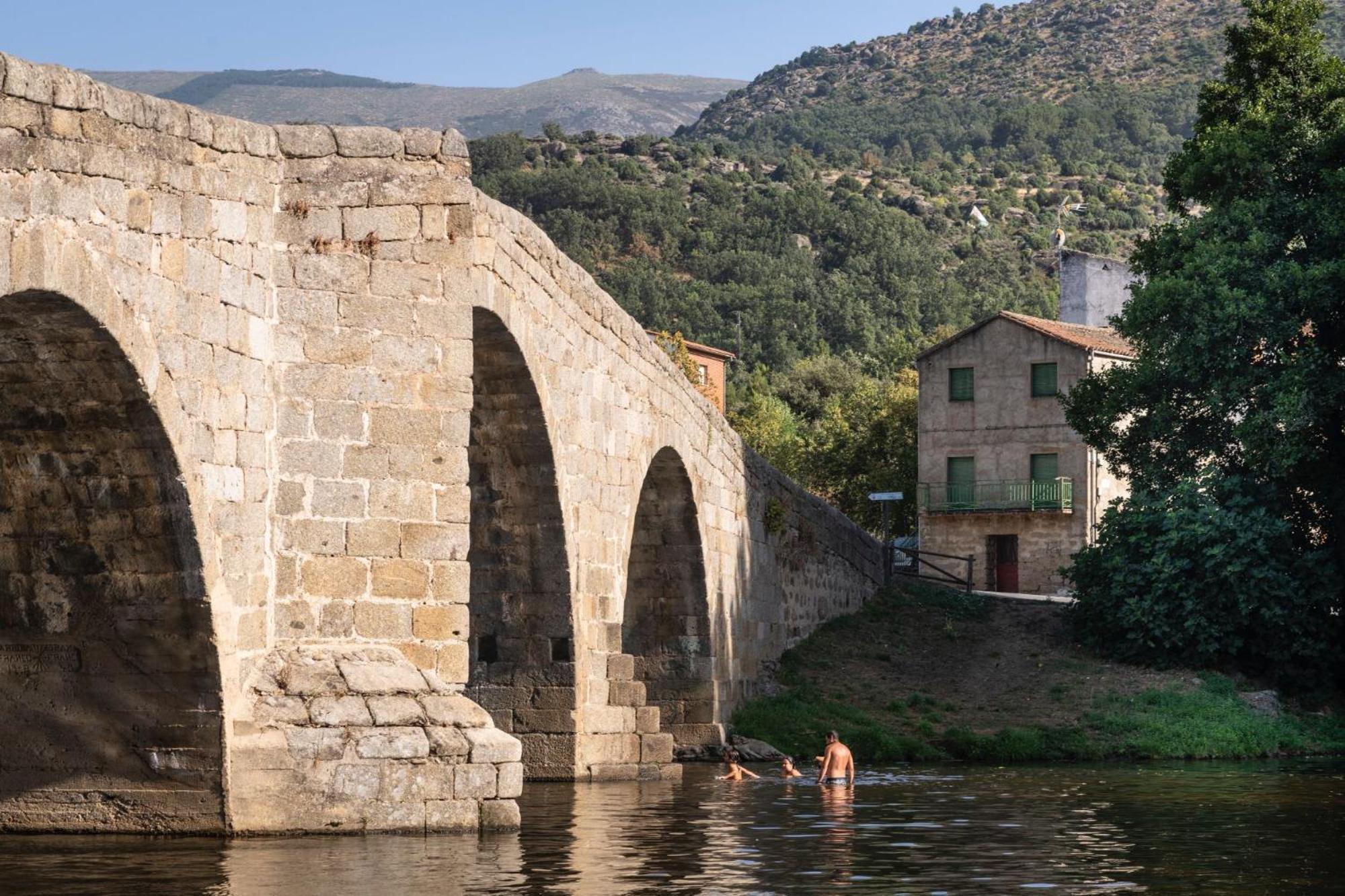 Casa Rural La Nava Navaluenga Exteriér fotografie